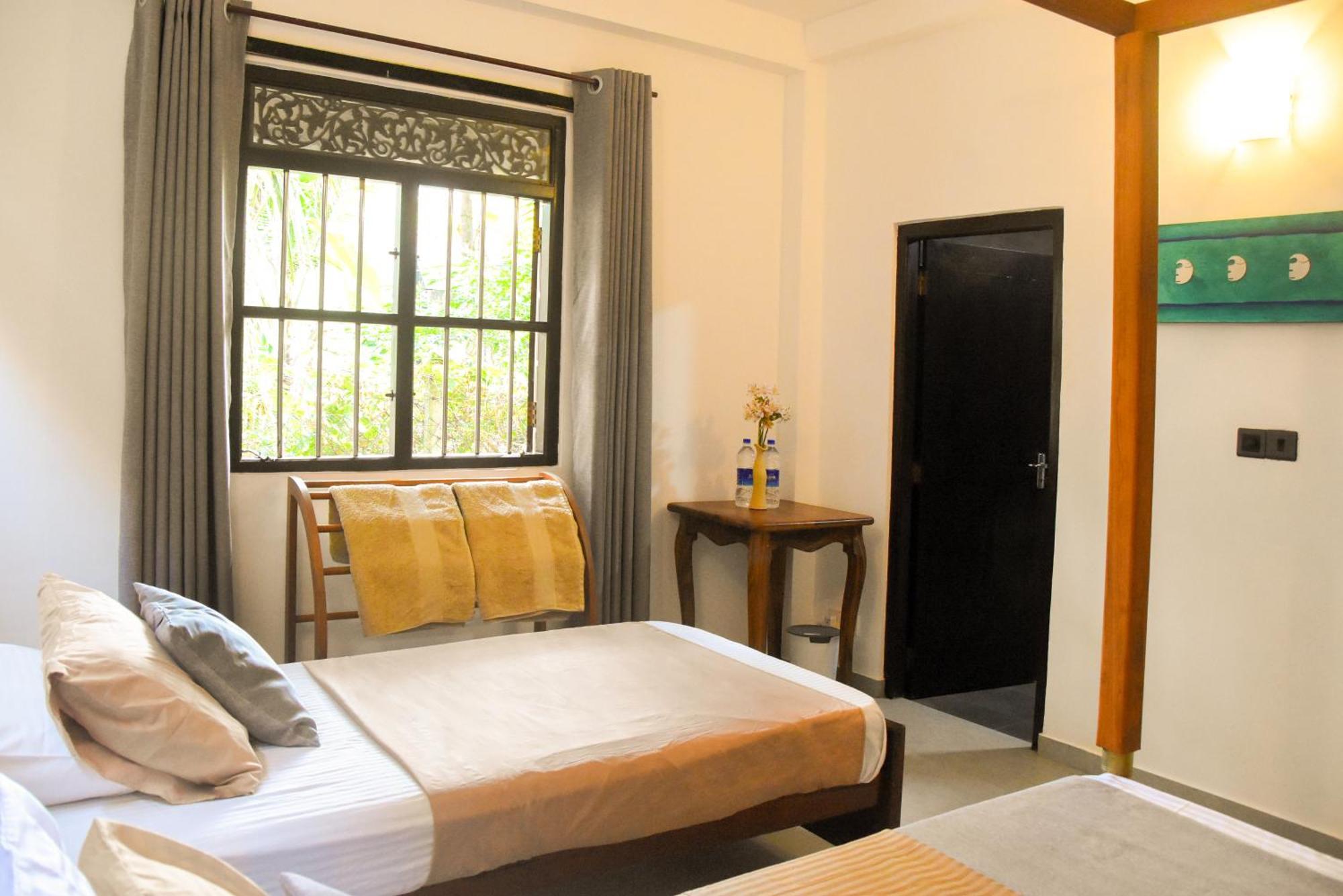 Sithu Villa Hikkaduwa Exterior photo